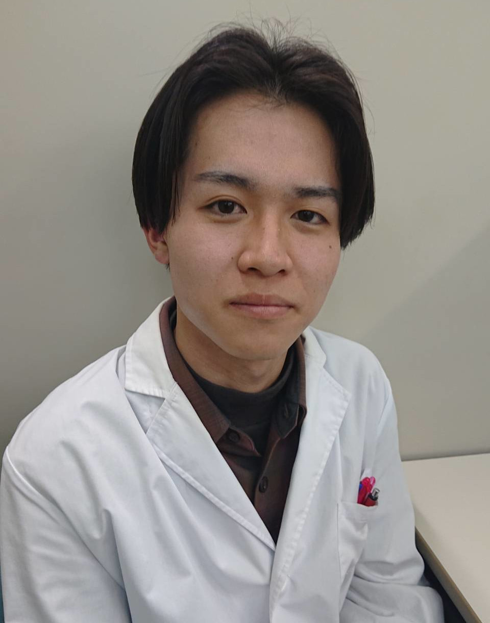 黒田　涼人先生の写真