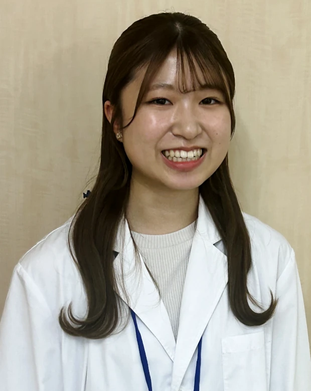 春田 詩織先生の写真